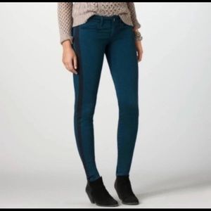 American Eagle teal sky high jeggings
